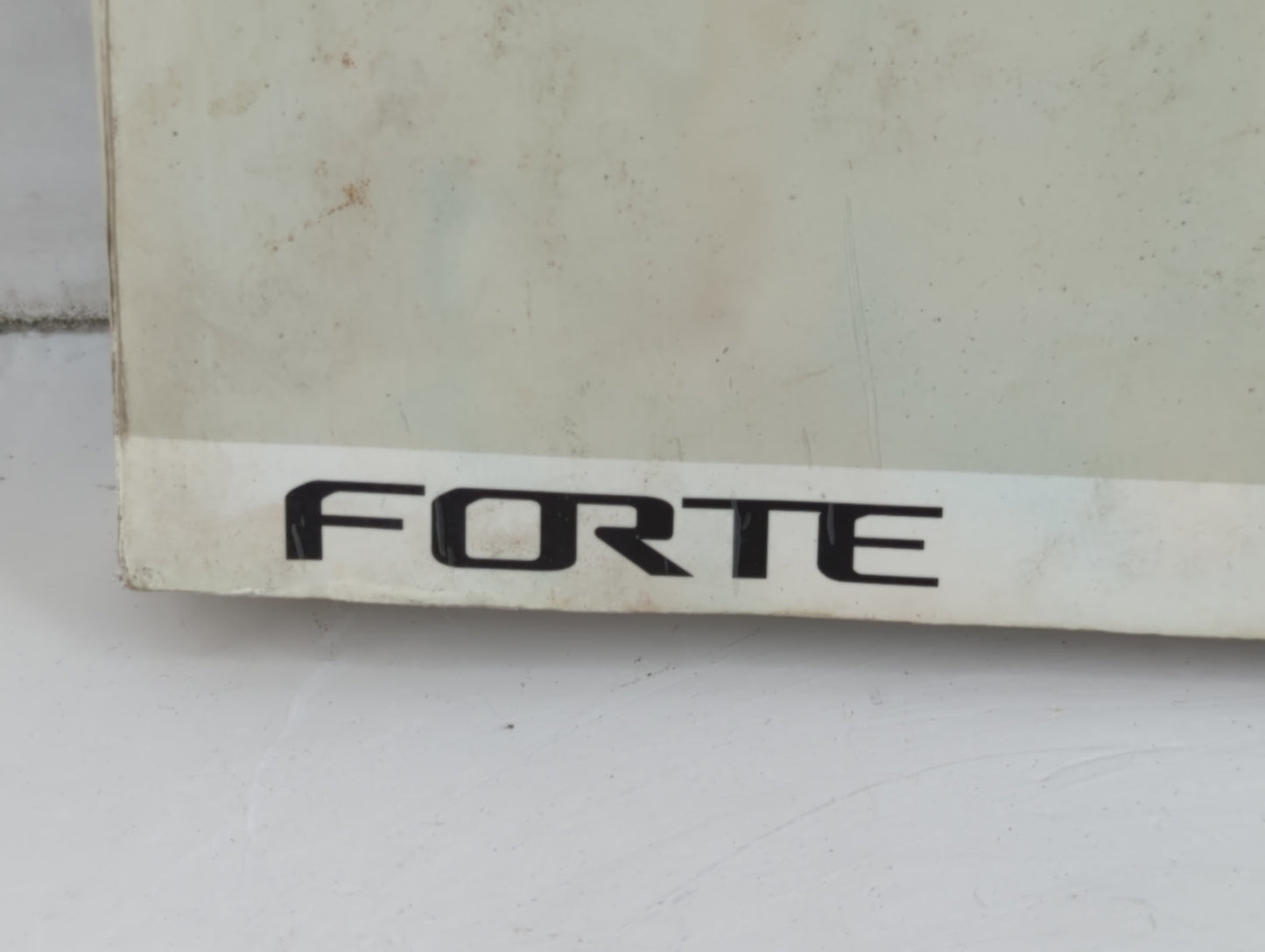 2016 Kia Forte Owners Manual Book Guide P/N:GA7O-EU57C OEM Used Auto Parts - Oemusedautoparts1.com