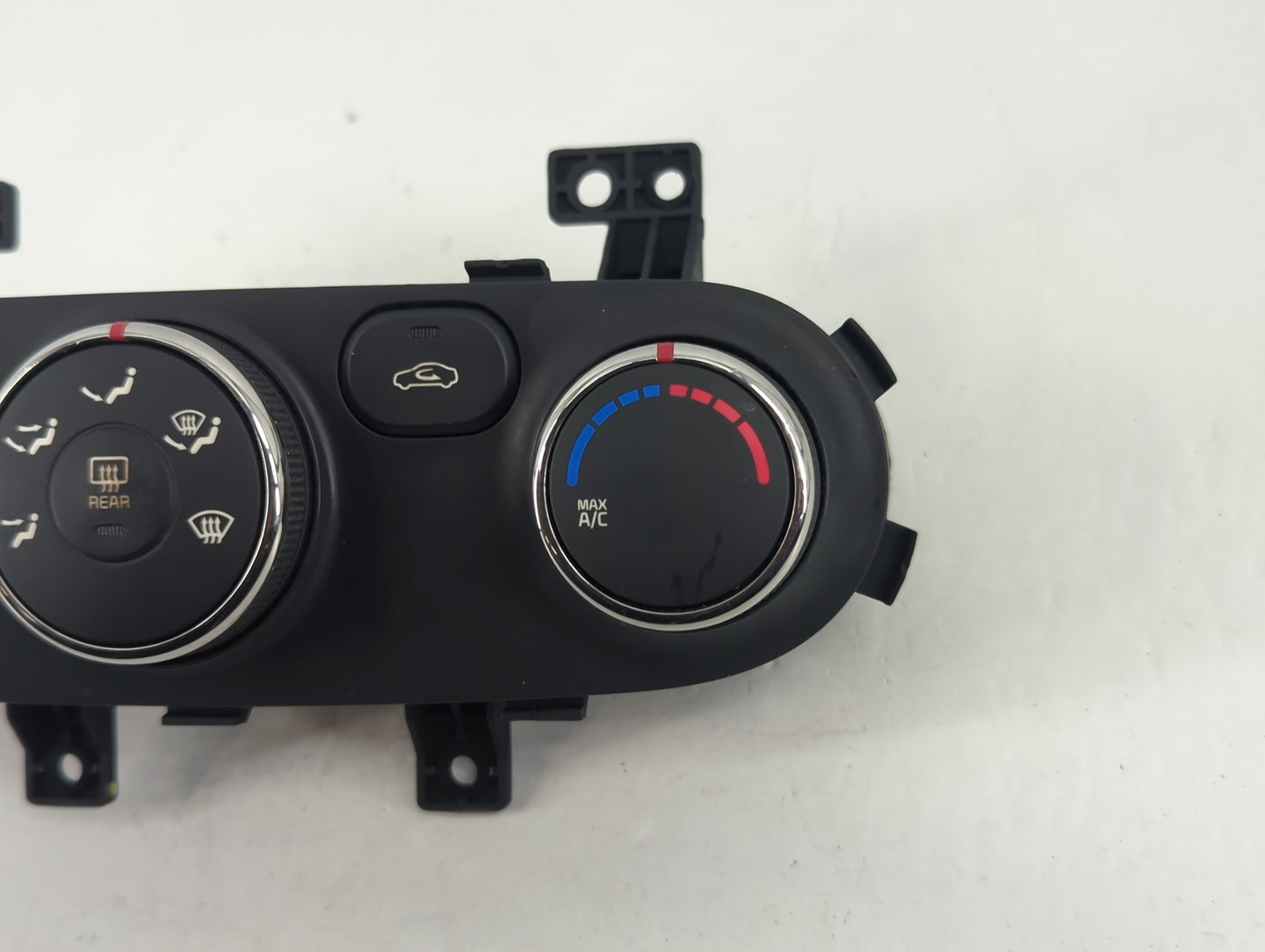 2014-2016 Kia Forte Climate Control Module Temperature AC/Heater Replacement P/N:97250-A7052WK Fits Fits 2014 2015 2016 OEM 