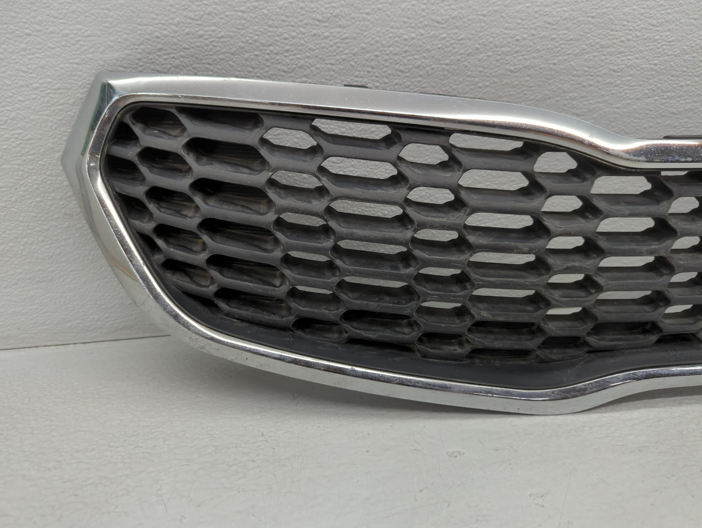 Kia Forte Front Bumper Grille Cover - Oemusedautoparts1.com