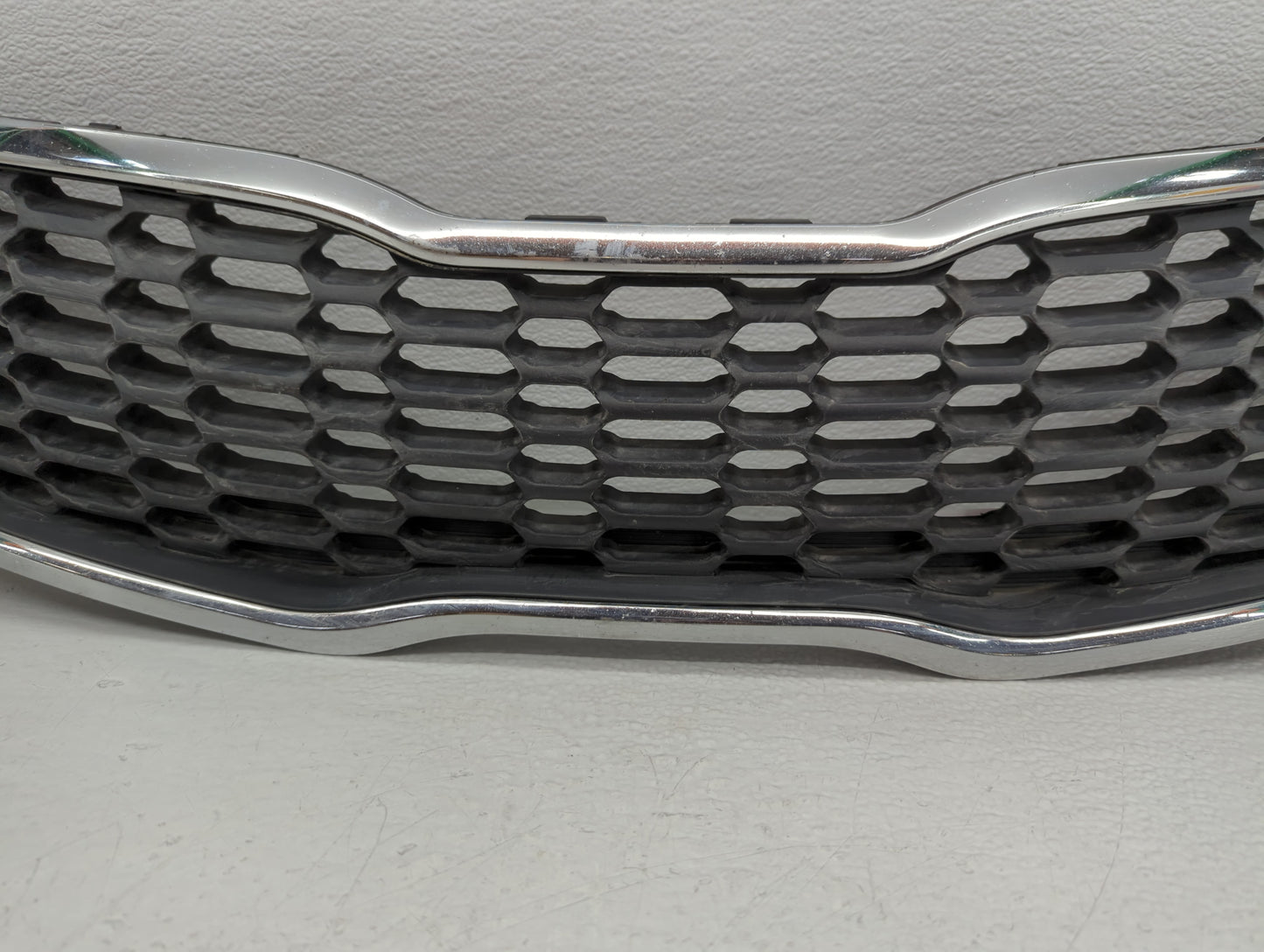 Kia Forte Front Bumper Grille Cover - Oemusedautoparts1.com