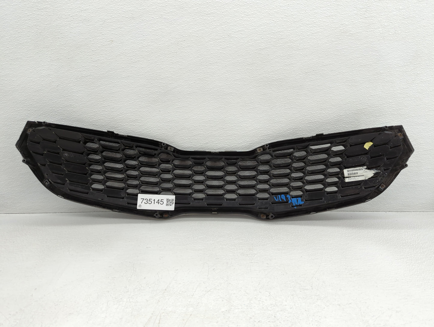 Kia Forte Front Bumper Grille Cover - Oemusedautoparts1.com