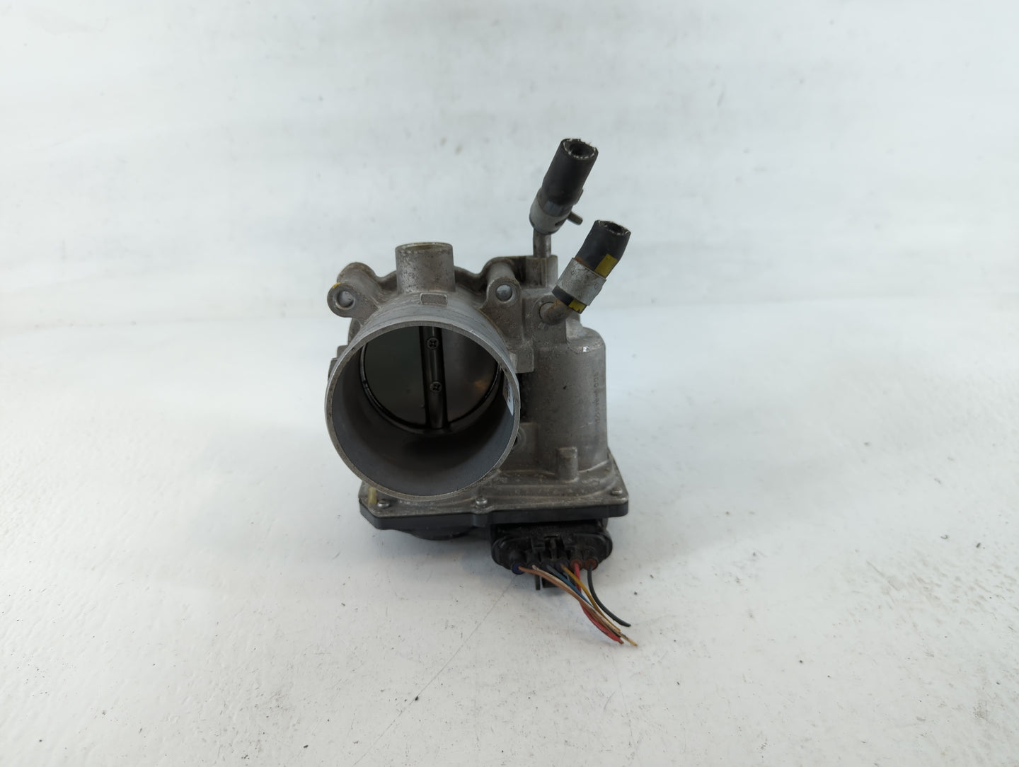 2014-2016 Kia Forte Throttle Body P/N:35100-2E400 Fits Fits 2012 2013 2014 2015 2016 2018 2019 2020 2021 OEM Used Auto Parts