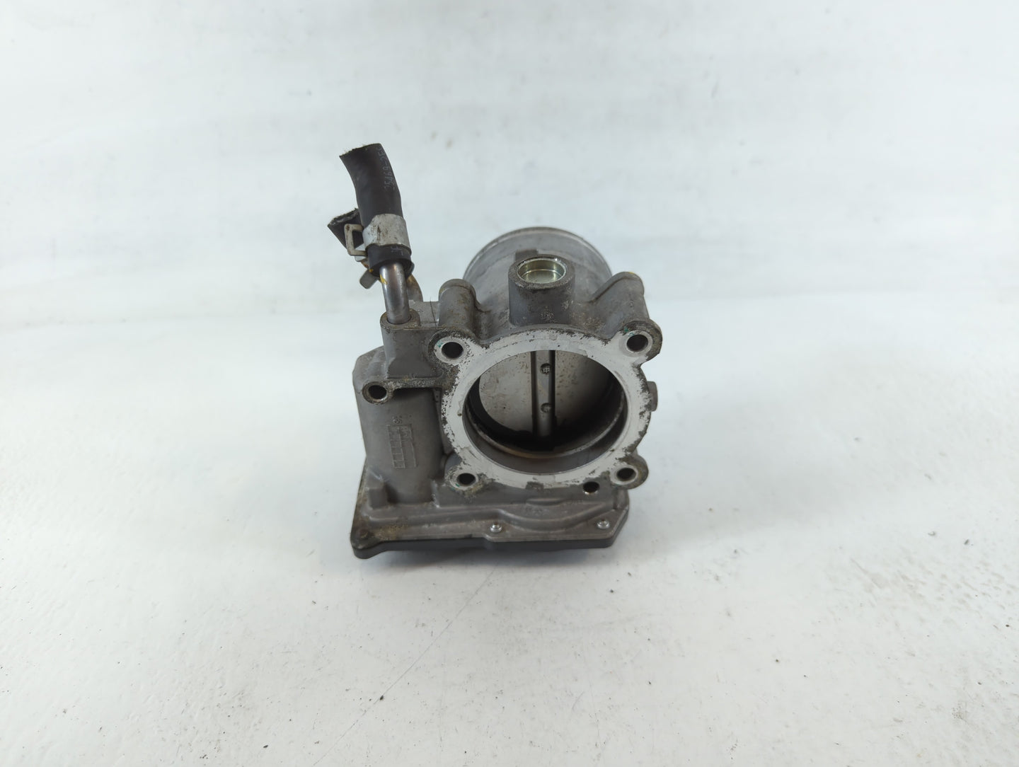 2014-2016 Kia Forte Throttle Body P/N:35100-2E400 Fits Fits 2012 2013 2014 2015 2016 2018 2019 2020 2021 OEM Used Auto Parts