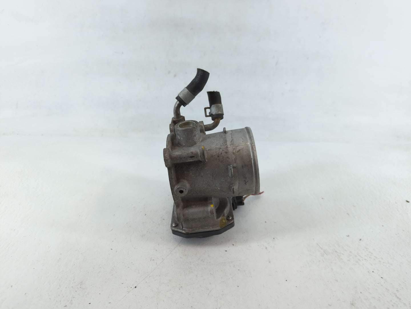 2014-2016 Kia Forte Throttle Body P/N:35100-2E400 Fits Fits 2012 2013 2014 2015 2016 2018 2019 2020 2021 OEM Used Auto Parts