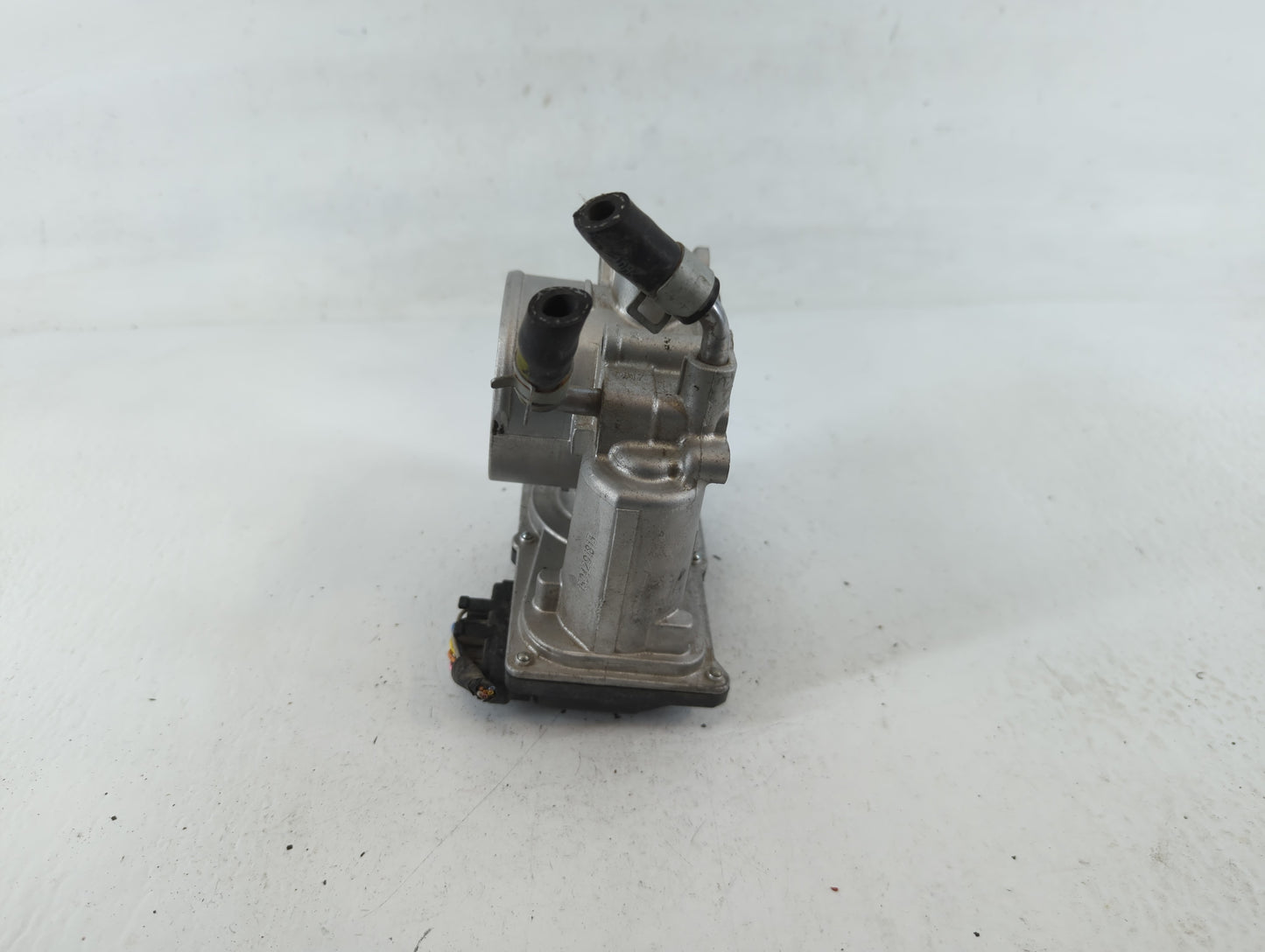 2014-2018 Kia Forte Throttle Body Fits Fits 2011 2012 2013 2014 2015 2016 2017 2018 2019 2020 2021 OEM Used Auto Parts - Oem