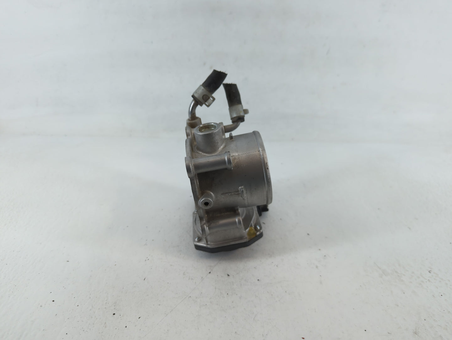 2014-2018 Kia Forte Throttle Body Fits Fits 2011 2012 2013 2014 2015 2016 2017 2018 2019 2020 2021 OEM Used Auto Parts - Oem
