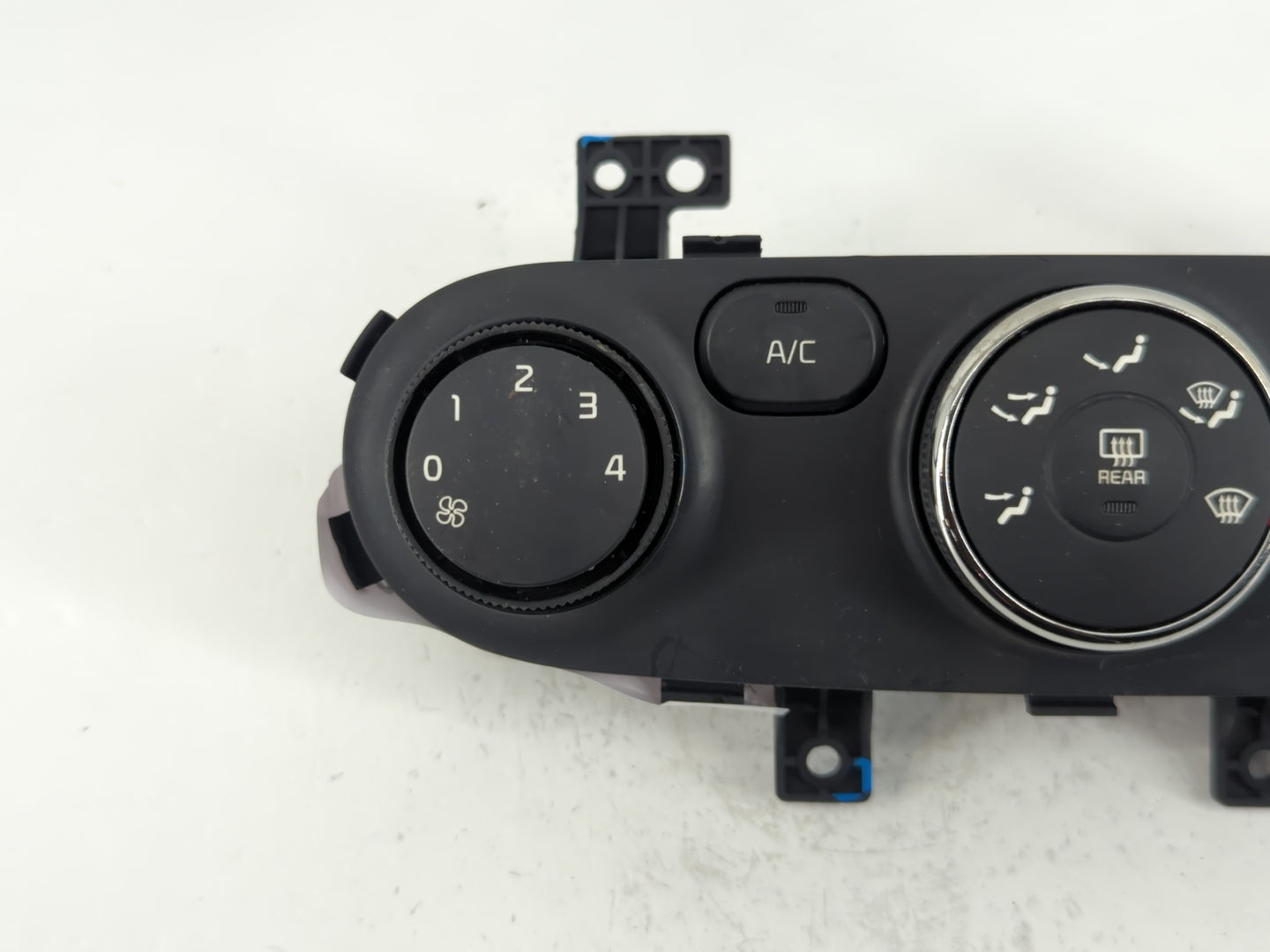 2014-2016 Kia Forte Climate Control Module Temperature AC/Heater Replacement P/N:97250-A7052WK Fits Fits 2014 2015 2016 OEM 