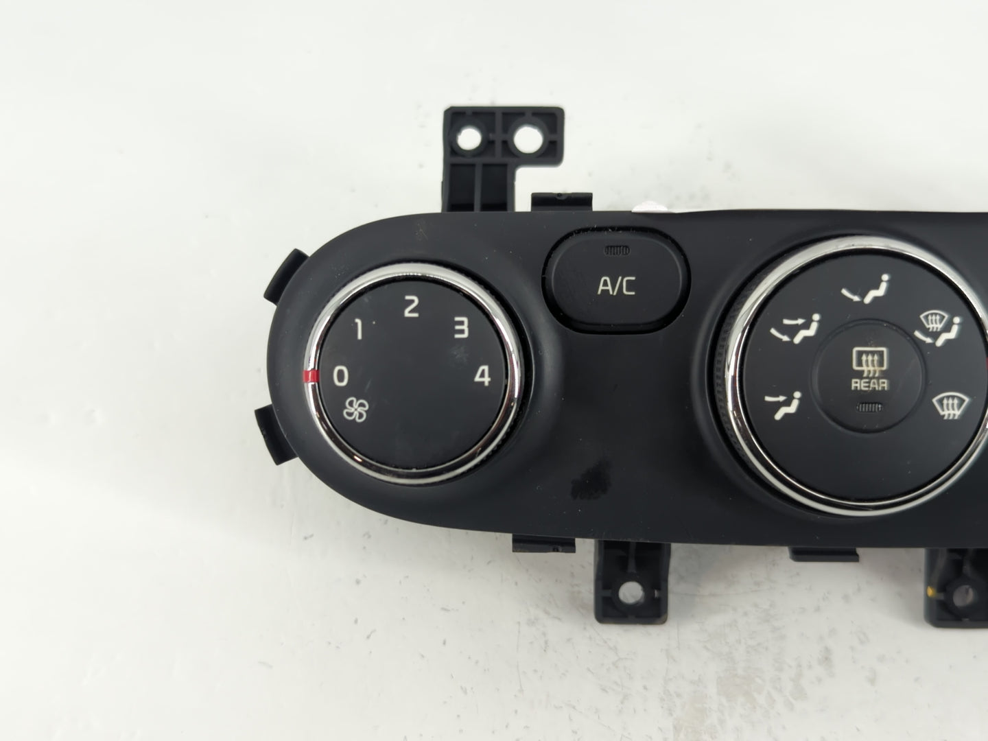 2014-2016 Kia Forte Climate Control Module Temperature AC/Heater Replacement P/N:97250-A7052WK Fits Fits 2014 2015 2016 OEM 