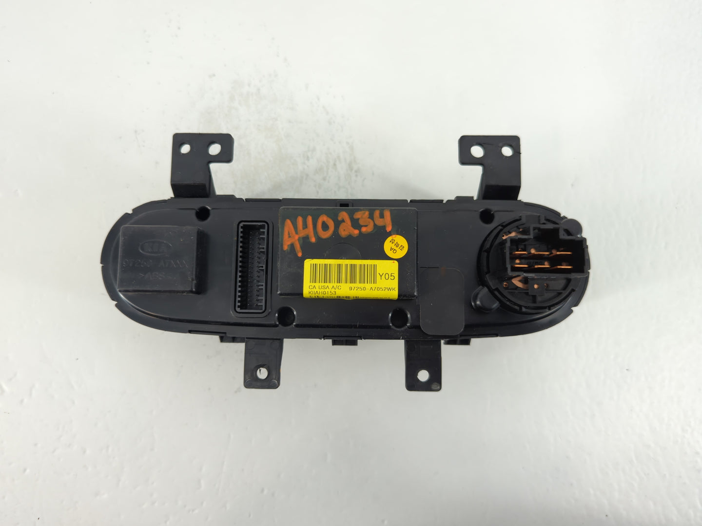 2014-2016 Kia Forte Climate Control Module Temperature AC/Heater Replacement P/N:97250-A7052WK Fits Fits 2014 2015 2016 OEM 