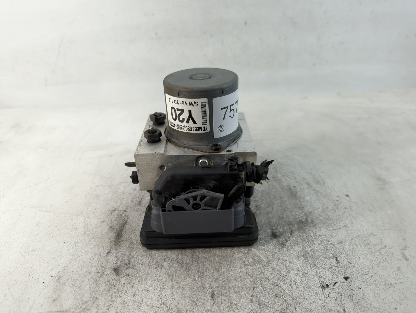 2014-2016 Kia Forte ABS Pump Control Module Replacement P/N:58920-A7200 A7589-20500 Fits Fits 2014 2015 2016 OEM Used Auto P