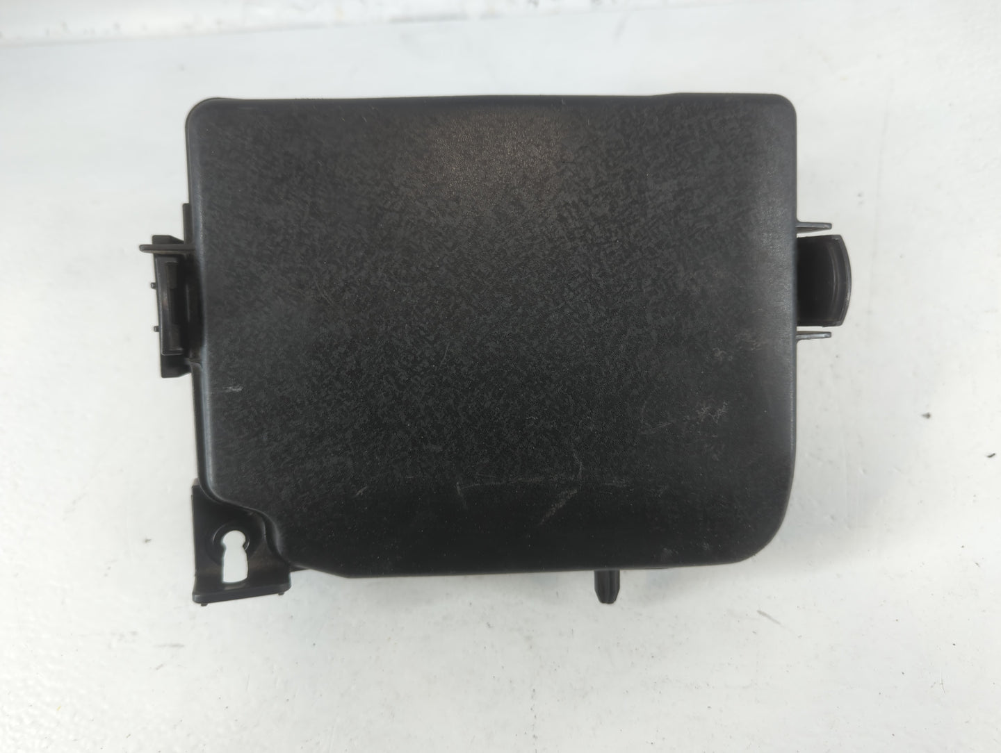 2014-2016 Kia Forte Fusebox Fuse Box Panel Relay Module P/N:91213 07063 Fits Fits 2014 2015 2016 OEM Used Auto Parts - Oemus