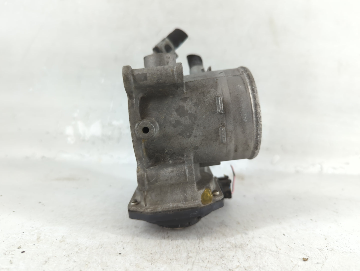 2014-2016 Kia Forte Throttle Body P/N:35100-2E400 Fits Fits 2012 2013 2014 2015 2016 2018 2019 2020 2021 OEM Used Auto Parts