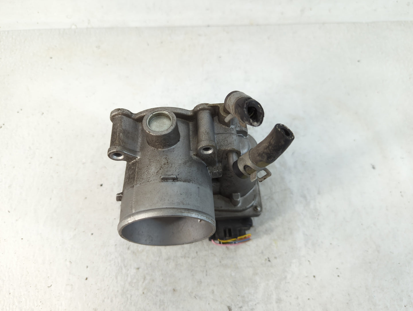 2014-2016 Kia Forte Throttle Body P/N:35100-2E400 Fits Fits 2012 2013 2014 2015 2016 2018 2019 2020 2021 OEM Used Auto Parts