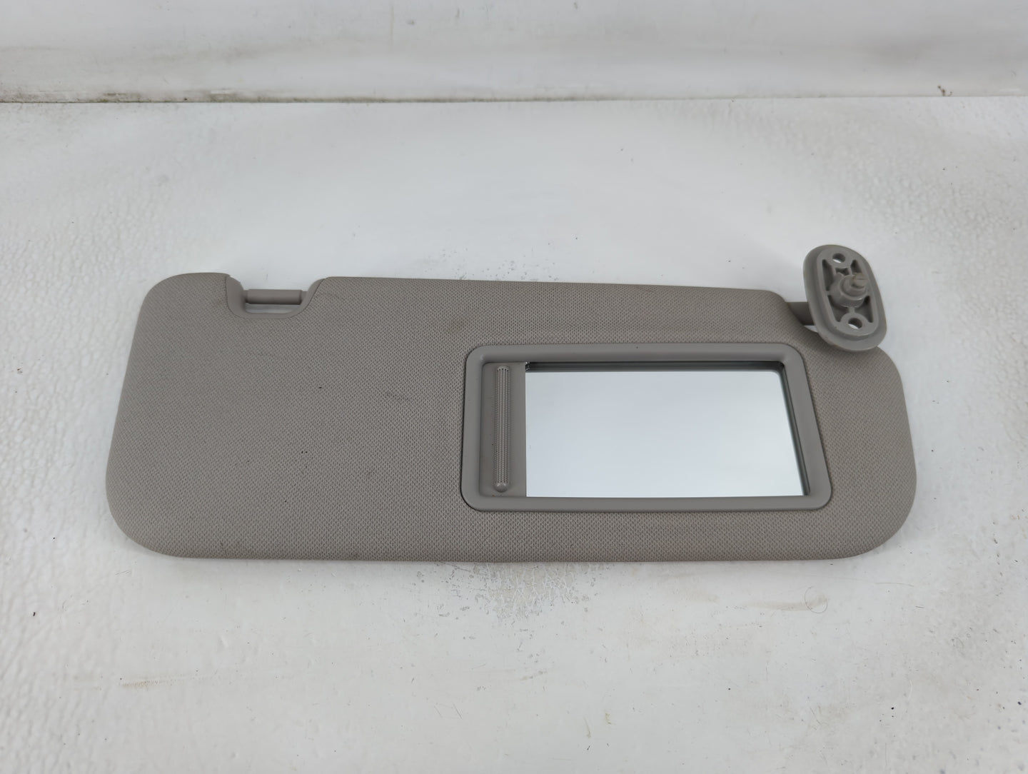2014-2017 Kia Forte Sun Visor Shade Replacement Passenger Right Mirror Fits Fits 2014 2015 2016 2017 OEM Used Auto Parts - O