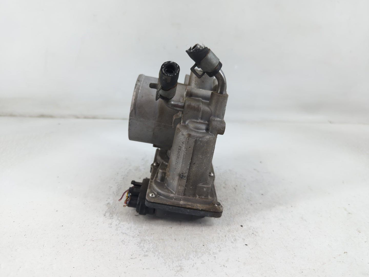 2014-2016 Kia Forte Throttle Body P/N:35100-2E400 Fits Fits 2012 2013 2014 2015 2016 2018 2019 2020 2021 OEM Used Auto Parts