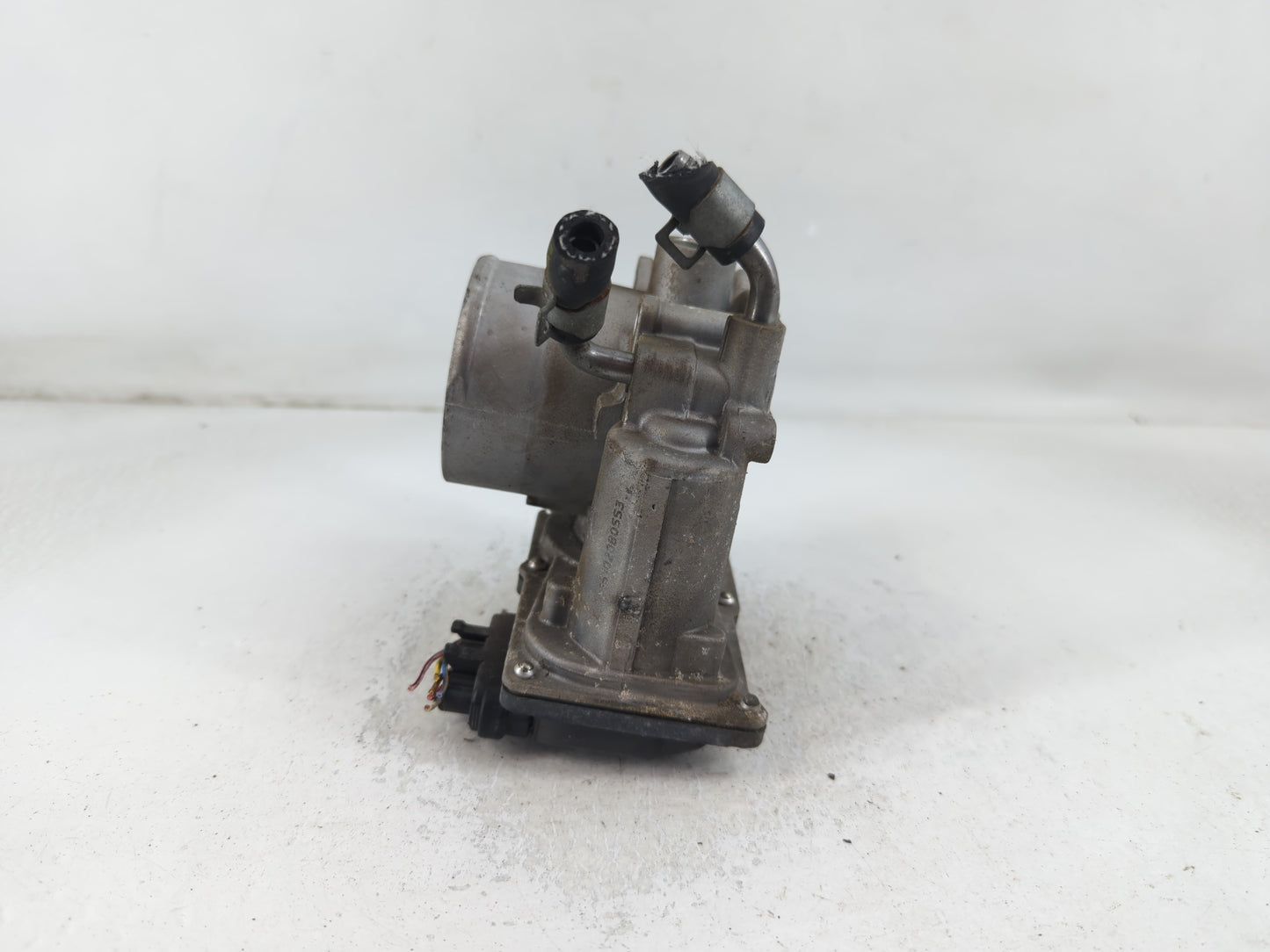 2014-2016 Kia Forte Throttle Body P/N:35100-2E400 Fits Fits 2012 2013 2014 2015 2016 2018 2019 2020 2021 OEM Used Auto Parts