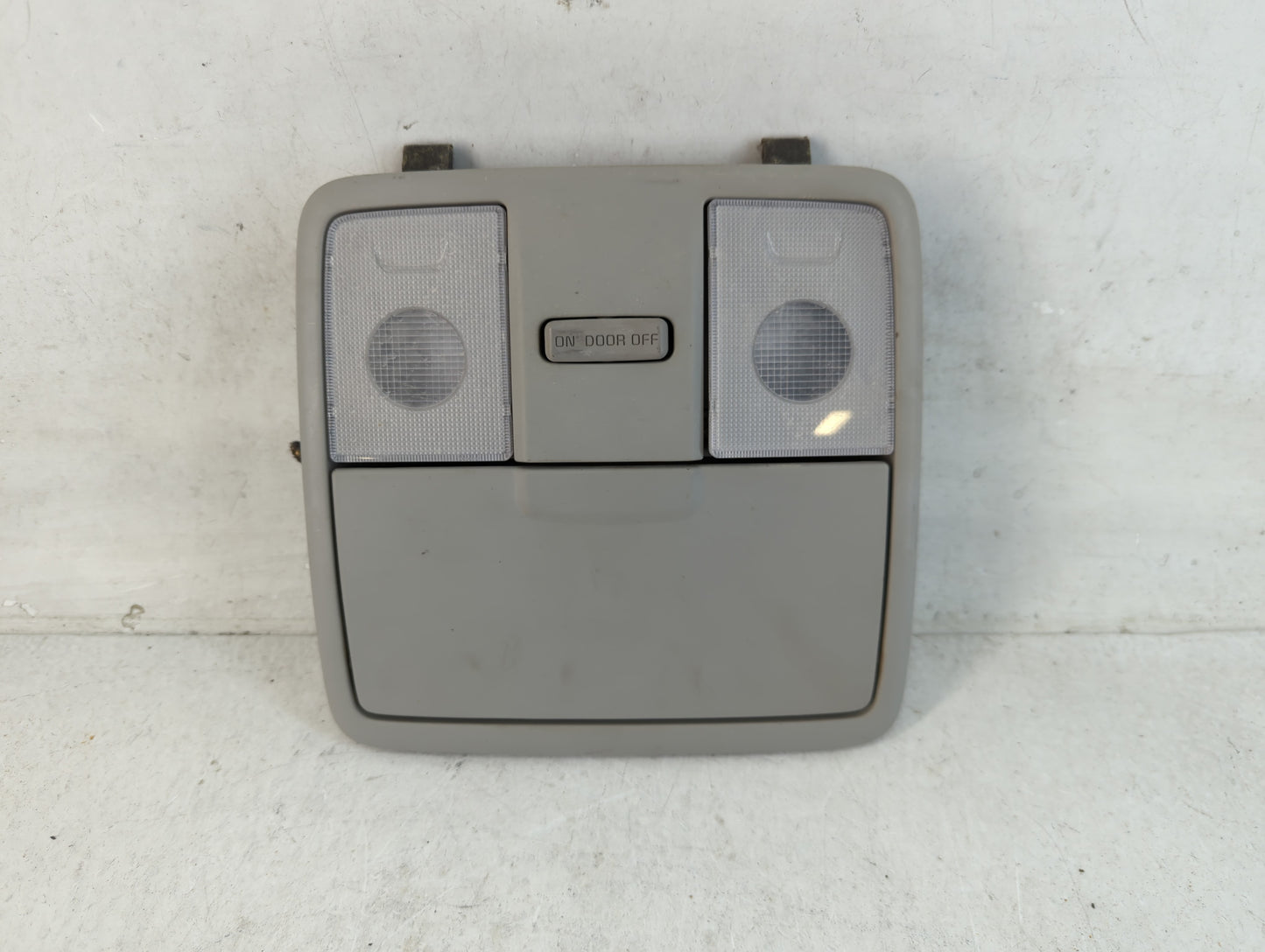 2014-2018 Kia Forte Overhead Roof Console 798410 - Oemusedautoparts1.com