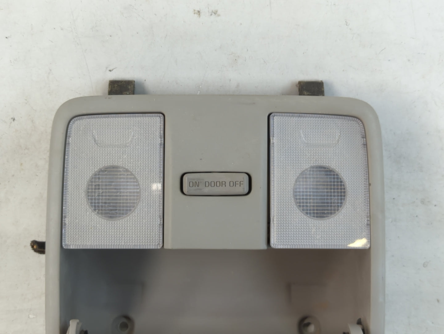 2014-2018 Kia Forte Overhead Roof Console 798410 - Oemusedautoparts1.com