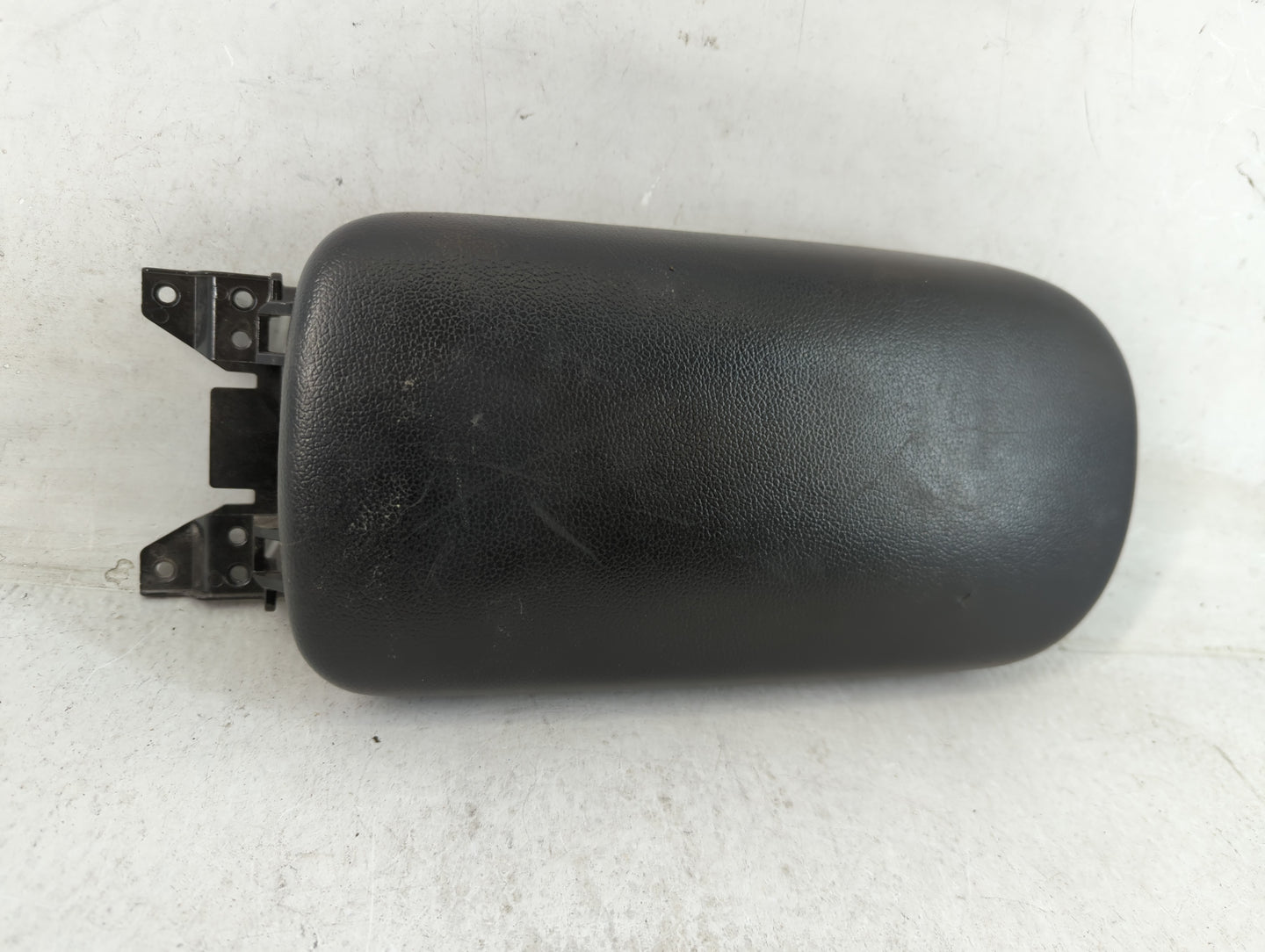 2016 Kia Forte Center Console Armrest Cover Lid Fits OEM Used Auto Parts - Oemusedautoparts1.com