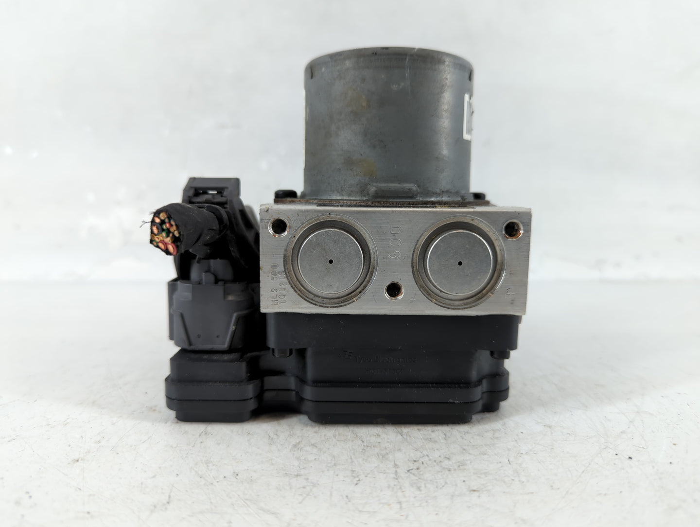 2014-2016 Kia Forte ABS Pump Control Module Replacement P/N:58920-A7200 A7589-20500 Fits Fits 2014 2015 2016 OEM Used Auto P