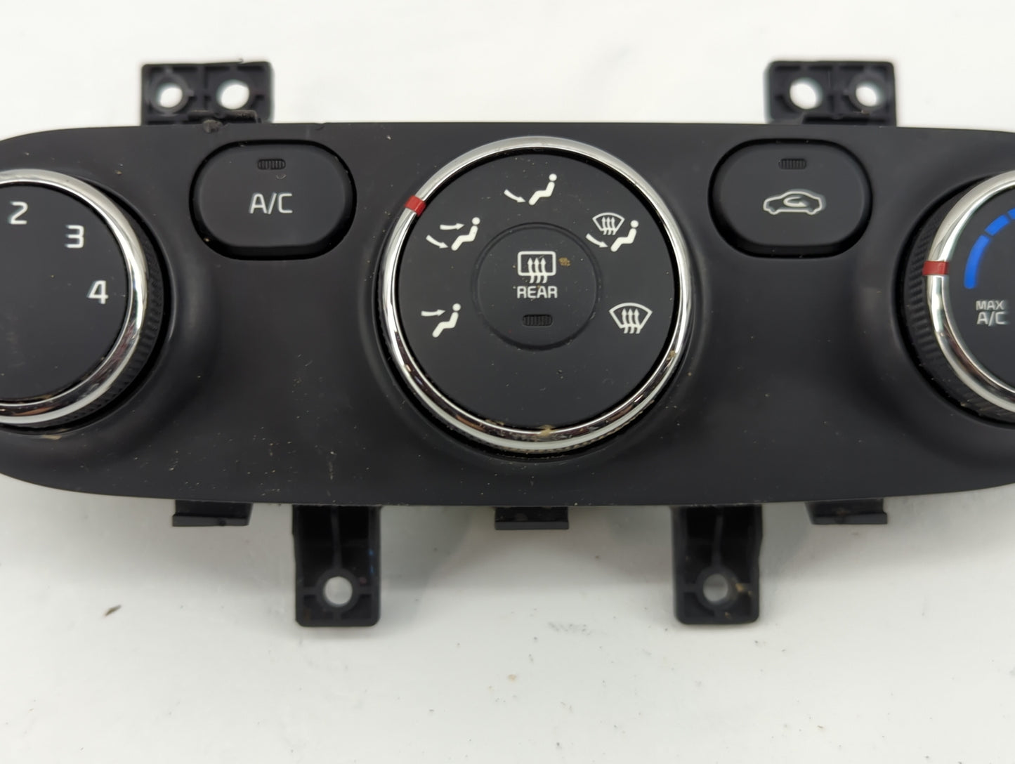 2016 Kia Forte Climate Control Module Temperature AC/Heater Replacement P/N:97250-A7252WK Fits OEM Used Auto Parts - Oemused