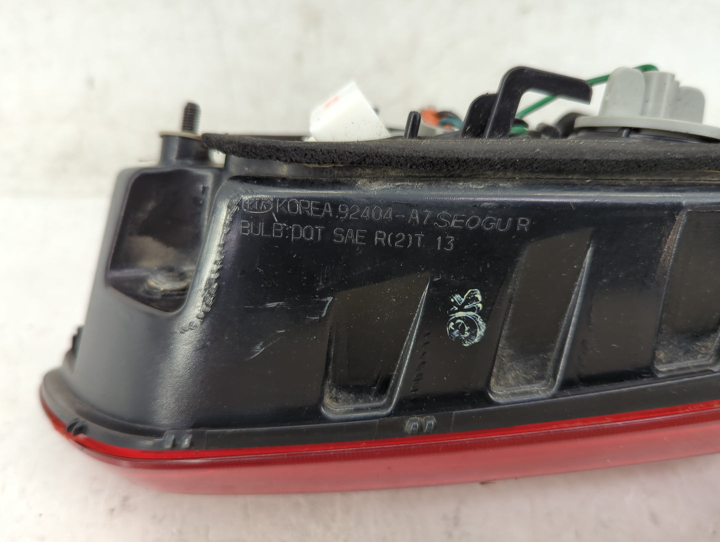Kia Forte Passenger Right Side Deck Lid Mounted Tail Light - Oemusedautoparts1.com