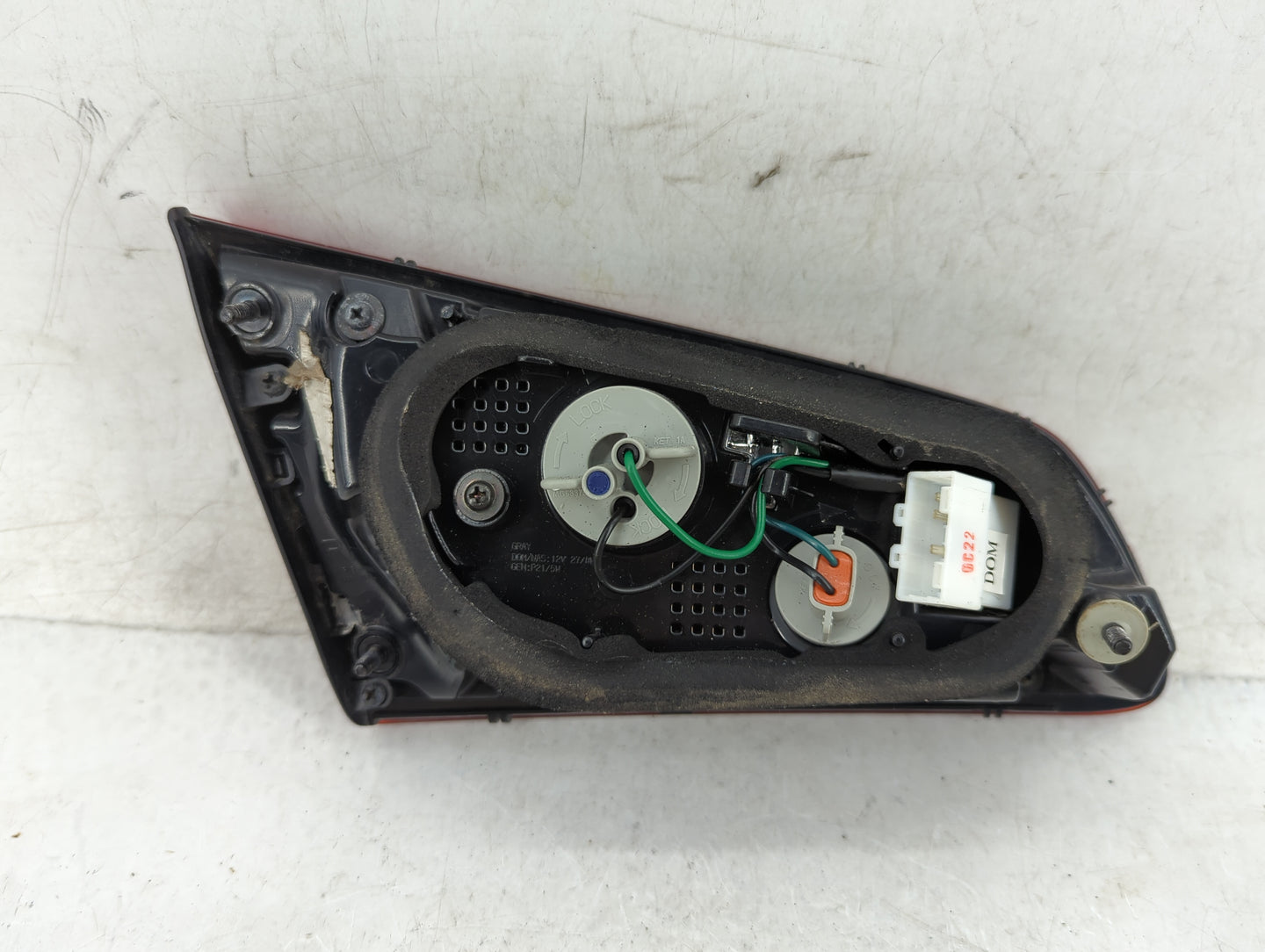 Kia Forte Passenger Right Side Deck Lid Mounted Tail Light - Oemusedautoparts1.com