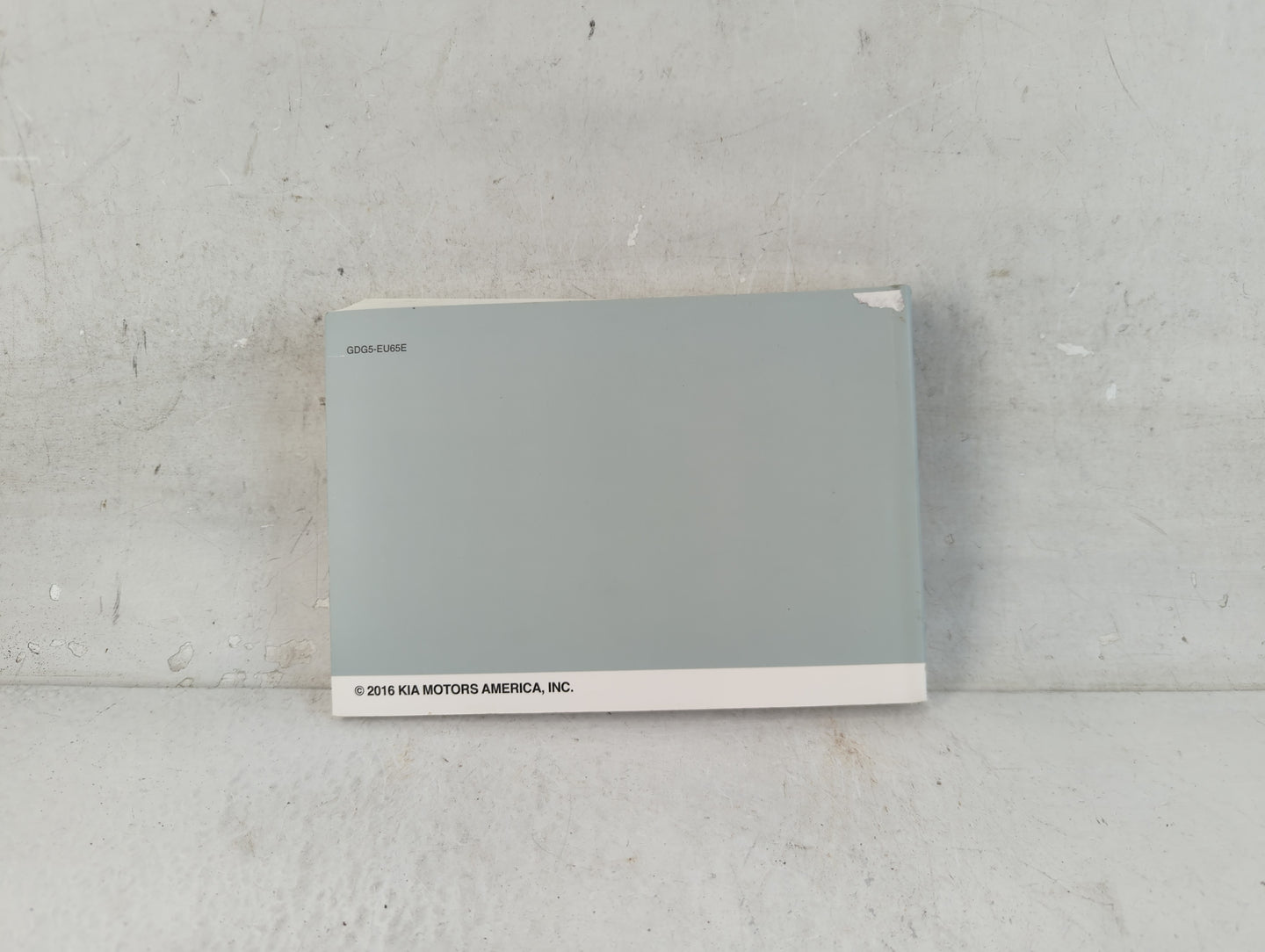 2016 Kia Optima Owners Manual Book Guide P/N:GDG5-EU65E OEM Used Auto Parts - Oemusedautoparts1.com