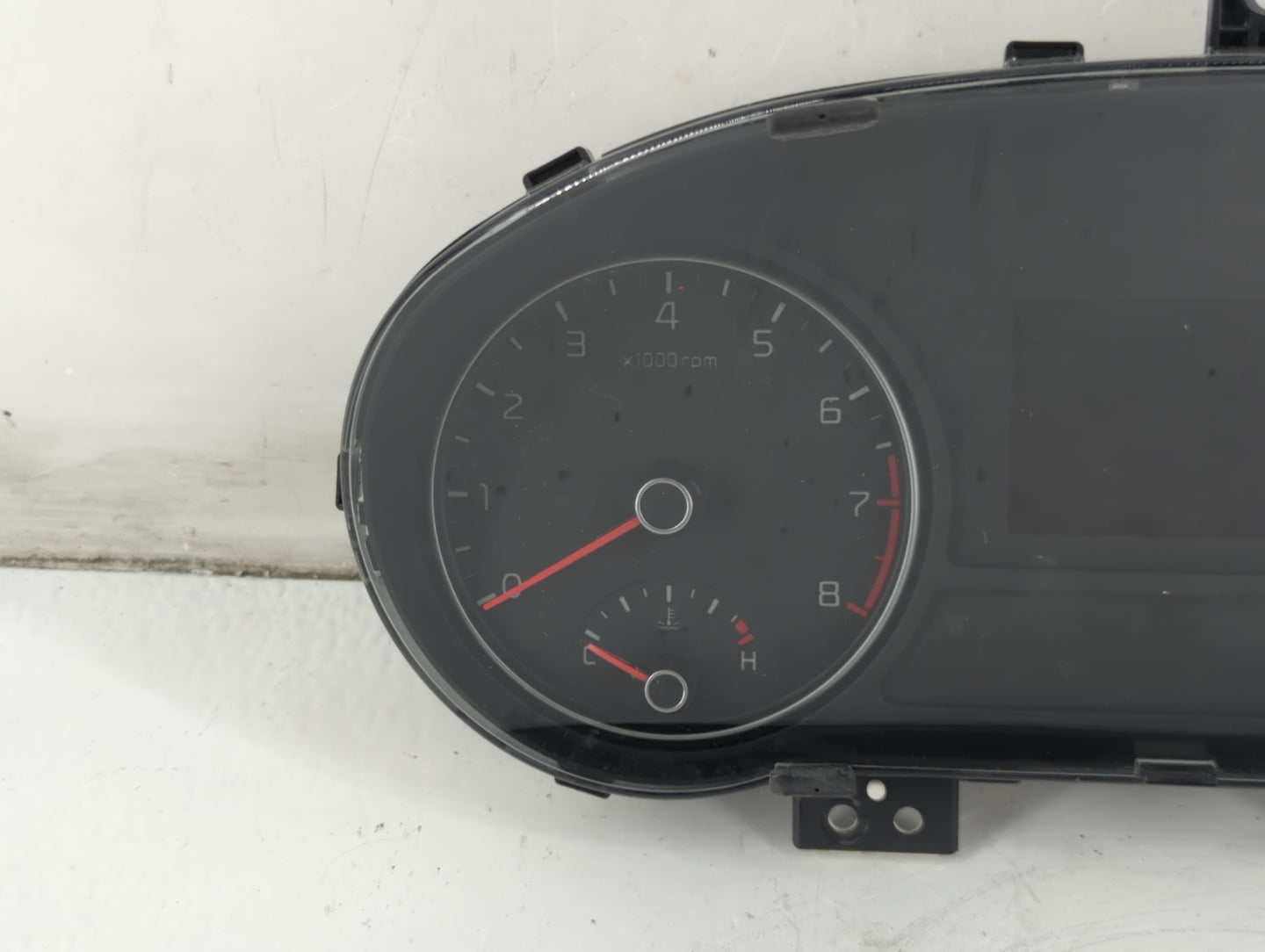 2016-2018 Kia Optima Instrument Cluster Speedometer Gauges P/N:94001-D5000 Fits Fits 2016 2017 2018 OEM Used Auto Parts - Oe