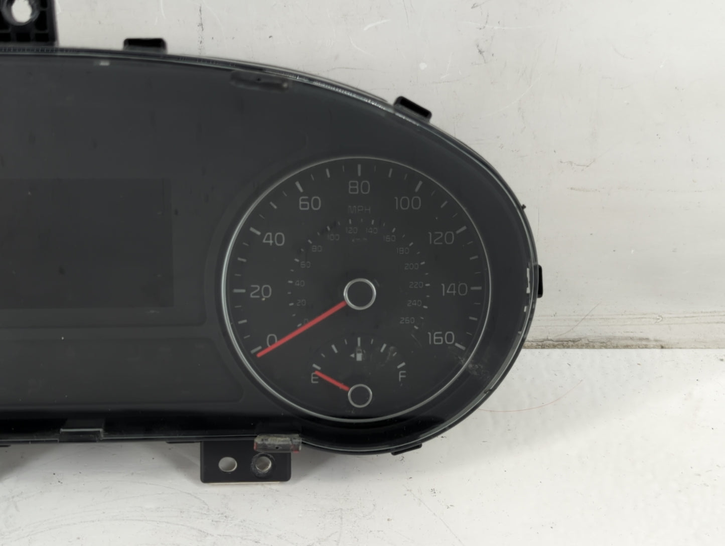 2016-2018 Kia Optima Instrument Cluster Speedometer Gauges P/N:94001-D5000 Fits Fits 2016 2017 2018 OEM Used Auto Parts - Oe