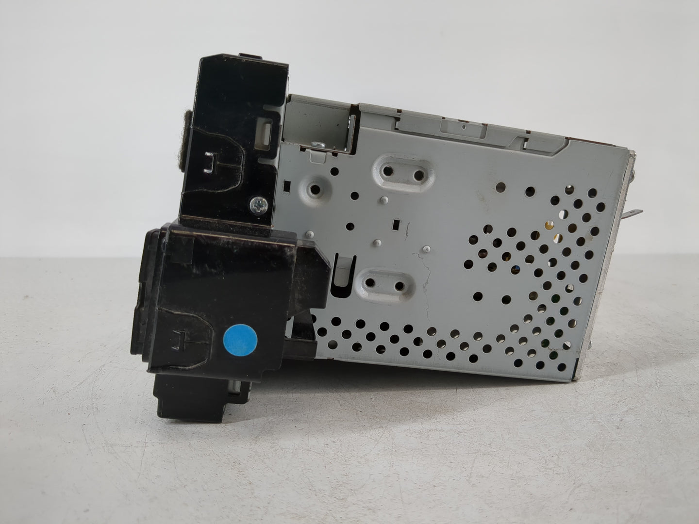2016-2018 Kia Optima Radio AM FM Cd Player Receiver Replacement P/N:96560-D5450WK Fits Fits 2016 2017 2018 OEM Used Auto Par