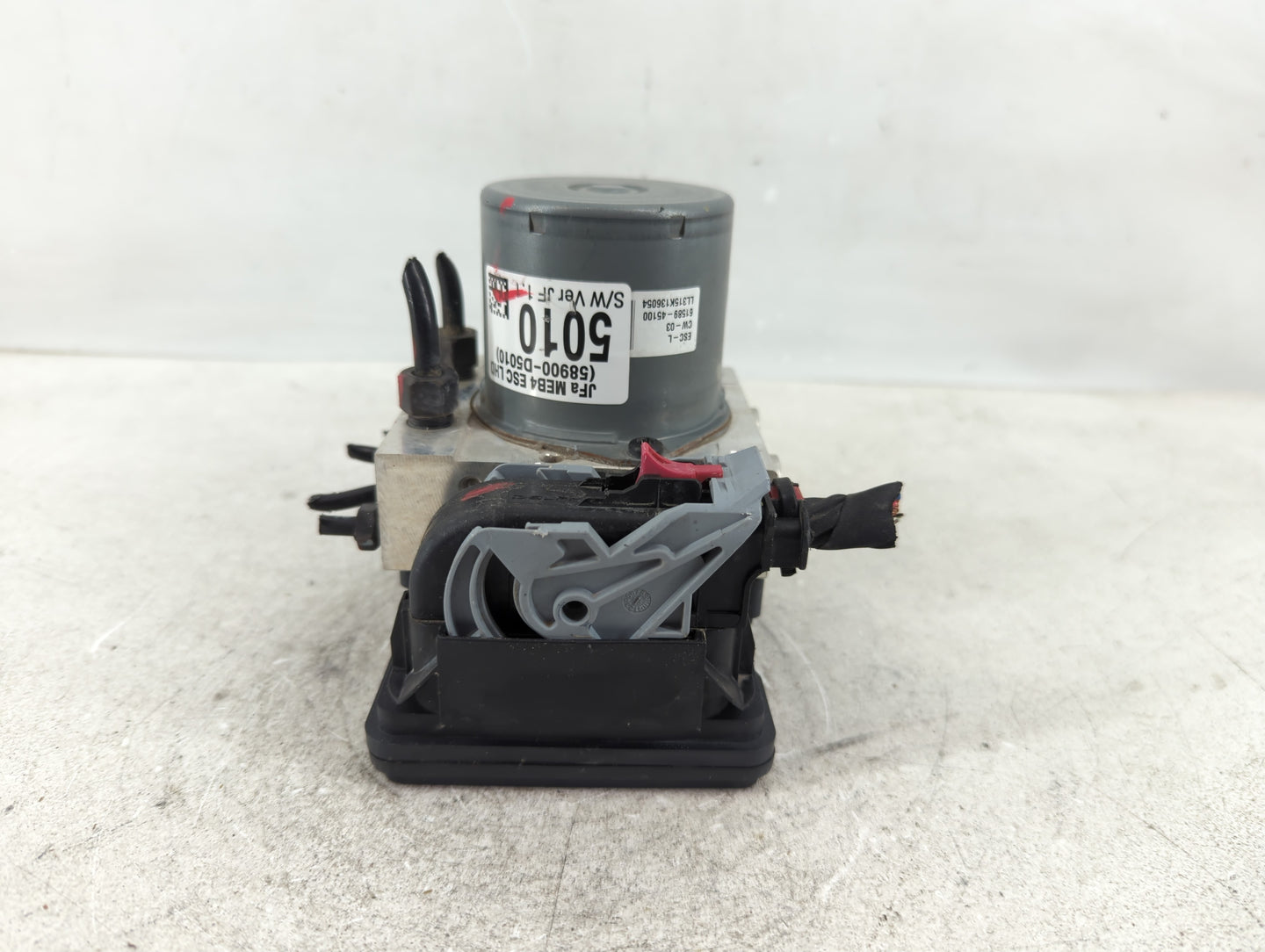 2016 Kia Optima ABS Pump Control Module Replacement P/N:58900-D5010 Fits OEM Used Auto Parts - Oemusedautoparts1.com
