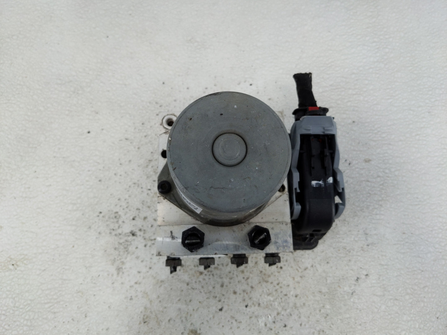 2016 Kia Optima ABS Pump Control Module Replacement P/N:58900-D5060 Fits OEM Used Auto Parts - Oemusedautoparts1.com