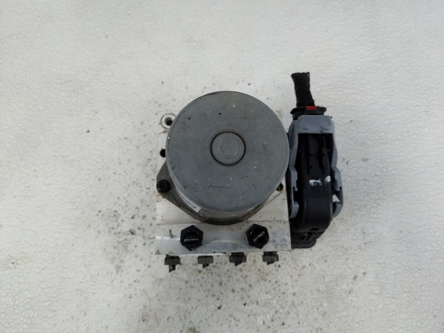 2016 Kia Optima ABS Pump Control Module Replacement P/N:58900-D5060 Fits OEM Used Auto Parts - Oemusedautoparts1.com