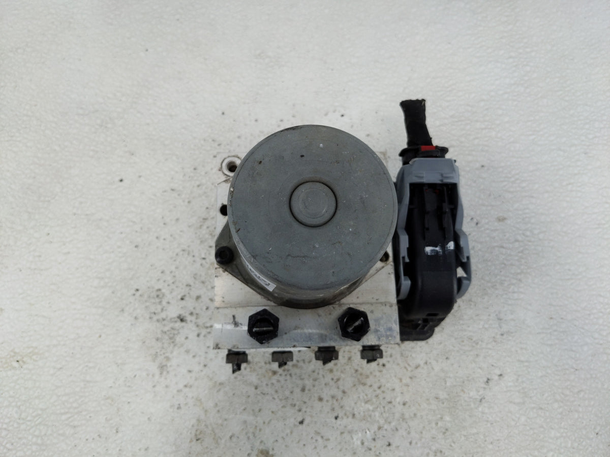 2016 Kia Optima Anti-Lock Brake ABS Pump Module Actuator OEM P/N:58900-D5060 Fits OEM Used Auto Parts - Oemusedautoparts1.co