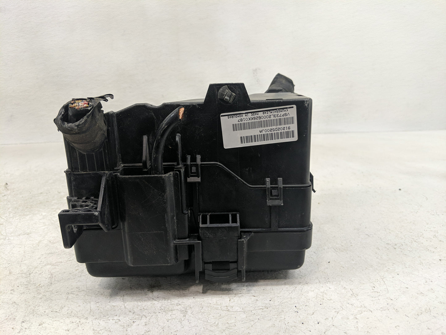 2016-2019 Kia Optima Fusebox Fuse Box Panel Relay Module P/N:T91202D5200JA Fits Fits 2016 2017 2018 2019 OEM Used Auto Parts