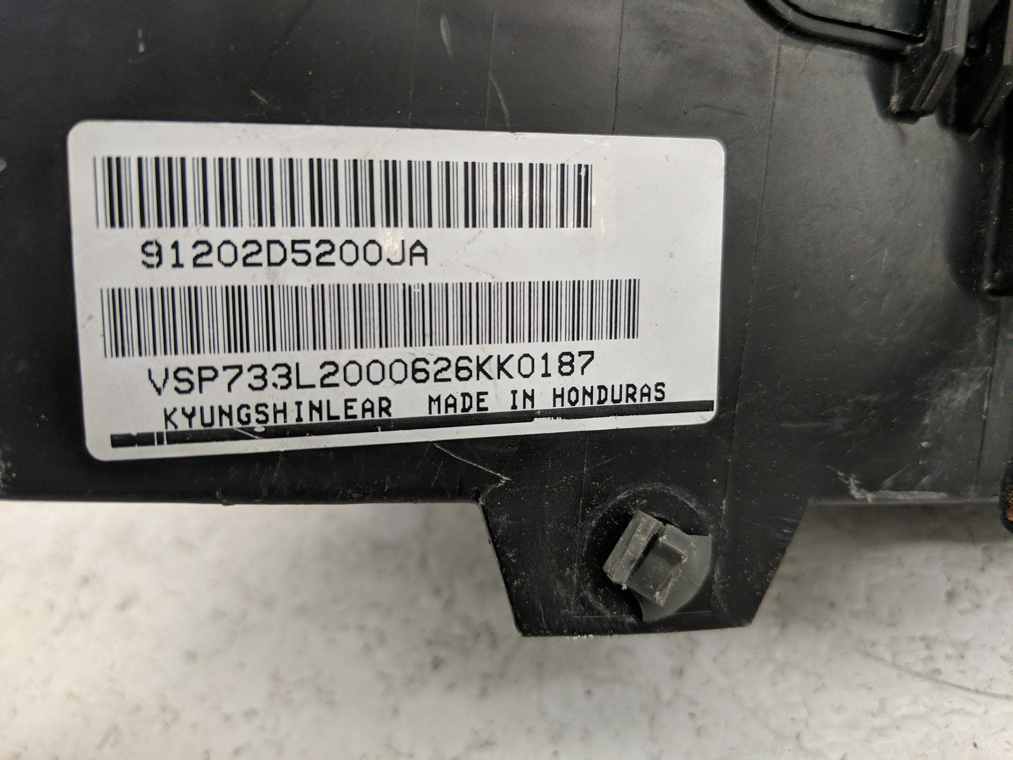 2016-2019 Kia Optima Fusebox Fuse Box Panel Relay Module P/N:T91202D5200JA Fits Fits 2016 2017 2018 2019 OEM Used Auto Parts