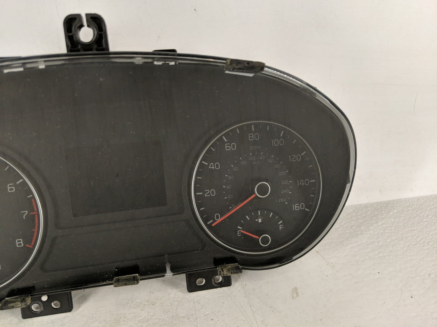 2016-2018 Kia Optima Instrument Cluster Speedometer Gauges P/N:94001-D5000 Fits Fits 2016 2017 2018 OEM Used Auto Parts - Oe