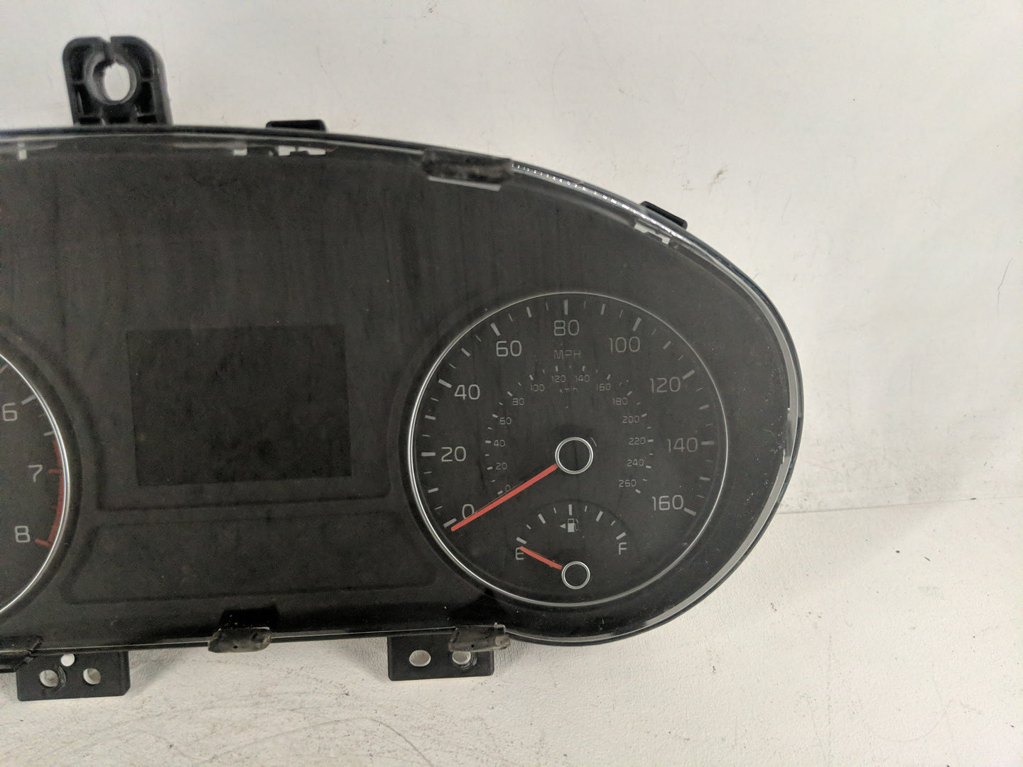 2016-2018 Kia Optima Instrument Cluster Speedometer Gauges P/N:94001-D5000 Fits Fits 2016 2017 2018 OEM Used Auto Parts - Oe