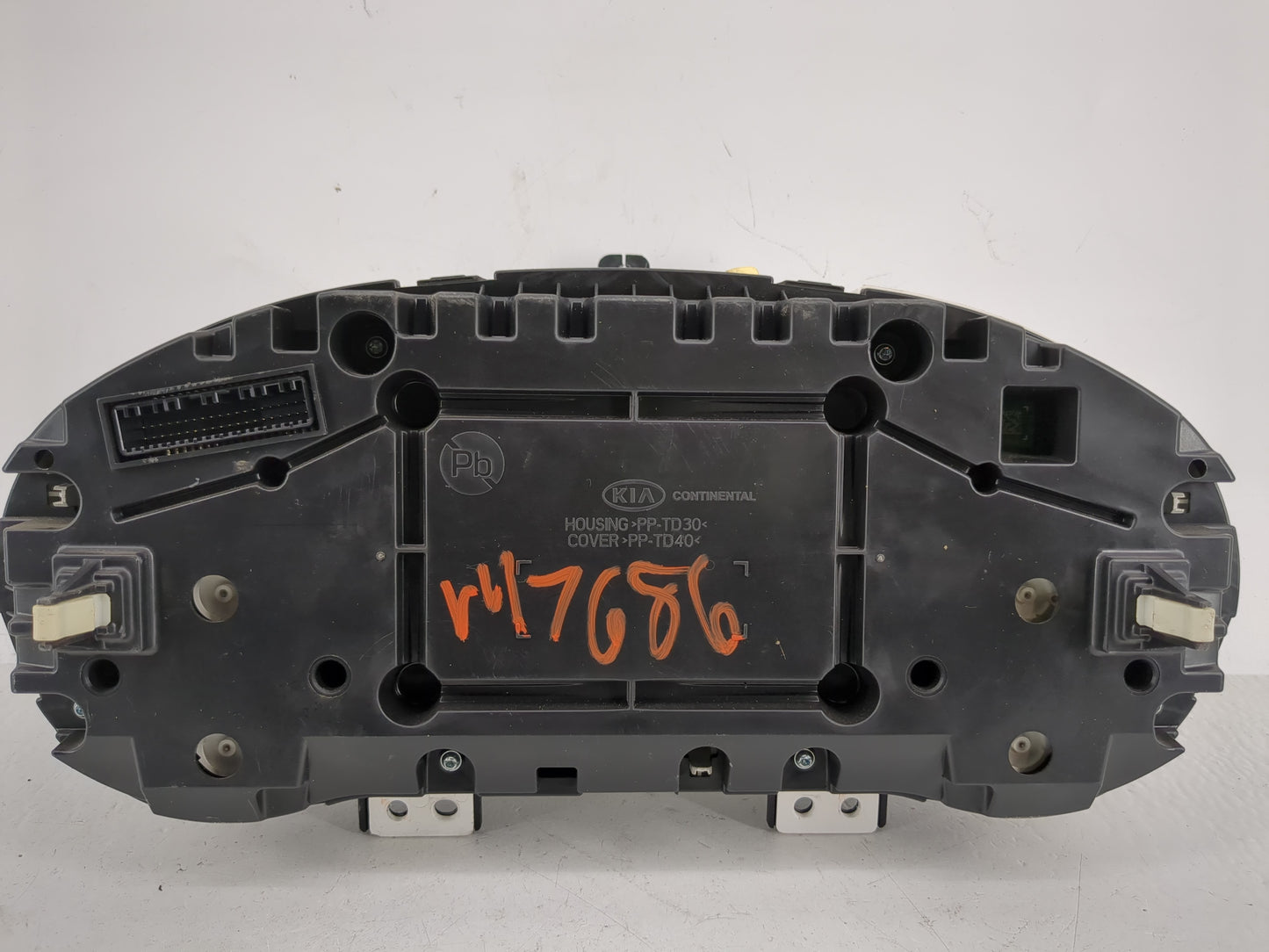 2016-2018 Kia Optima Instrument Cluster Speedometer Gauges P/N:94001-D5000 Fits Fits 2016 2017 2018 OEM Used Auto Parts - Oe