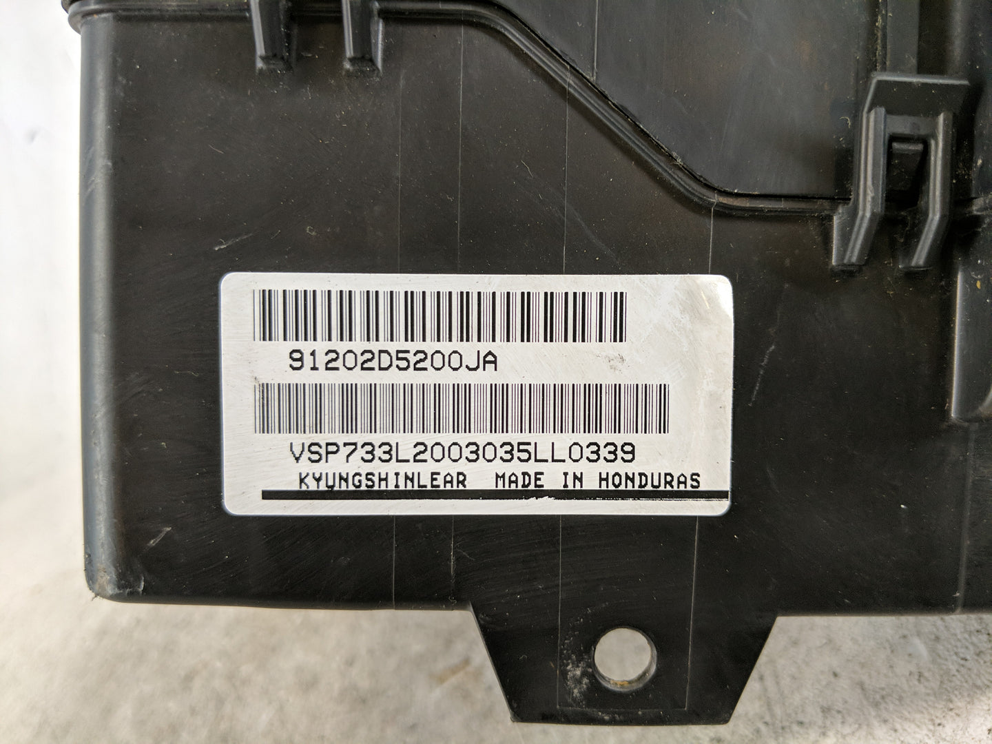 2016-2019 Kia Optima Fusebox Fuse Box Panel Relay Module P/N:91202D5200JA Fits Fits 2016 2017 2018 2019 OEM Used Auto Parts 