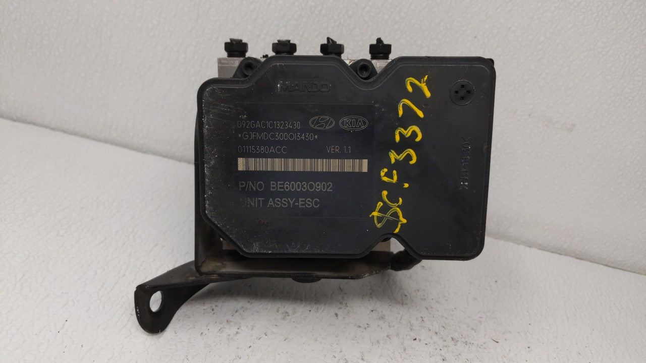 2016-2018 Kia Optima ABS Pump Control Module Replacement P/N:61589-45100 58900-D5010, 58900-D5060 Fits Fits 2016 2017 2018 O