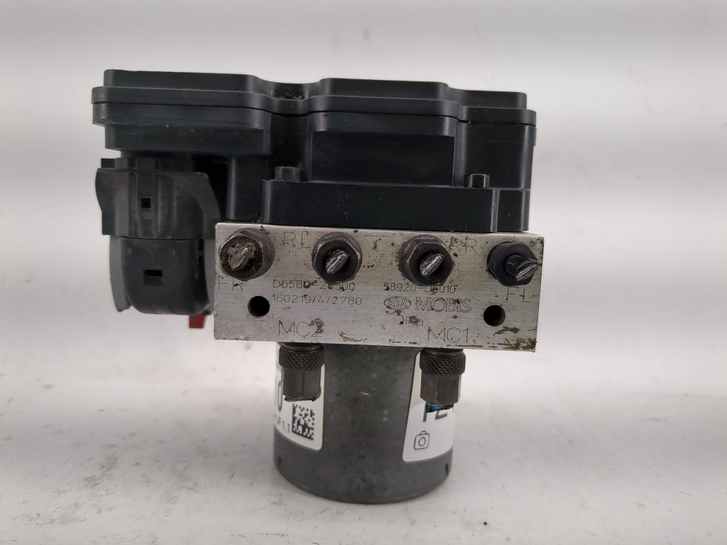 2016 Kia Optima ABS Pump Control Module Replacement P/N:D5589-30500 Fits OEM Used Auto Parts - Oemusedautoparts1.com