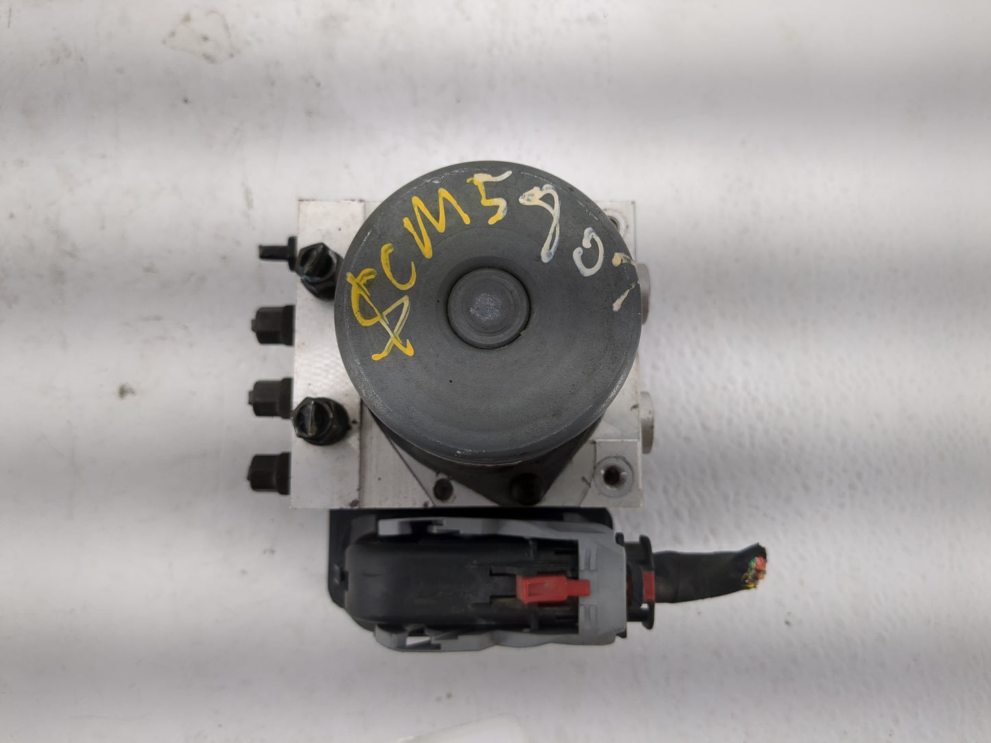 2016 Kia Optima ABS Pump Control Module Replacement P/N:D5589-30500 Fits OEM Used Auto Parts - Oemusedautoparts1.com