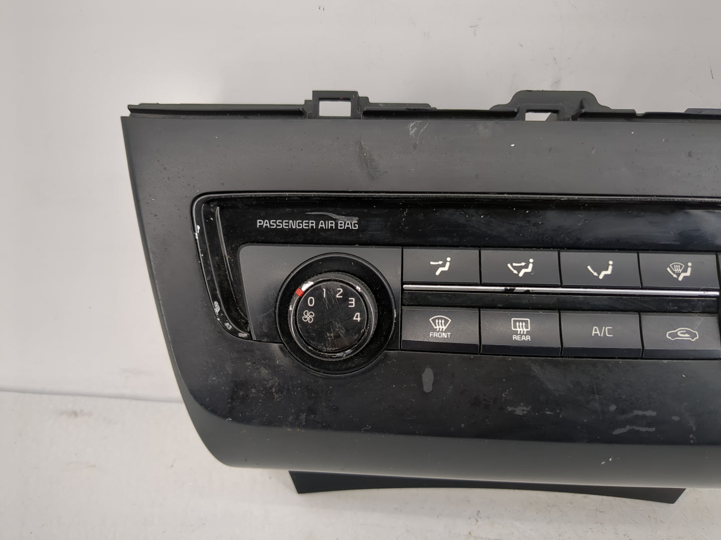 2016-2018 Kia Optima Climate Control Module Temperature AC/Heater Replacement P/N:84730-D4100WK Fits Fits 2016 2017 2018 OEM