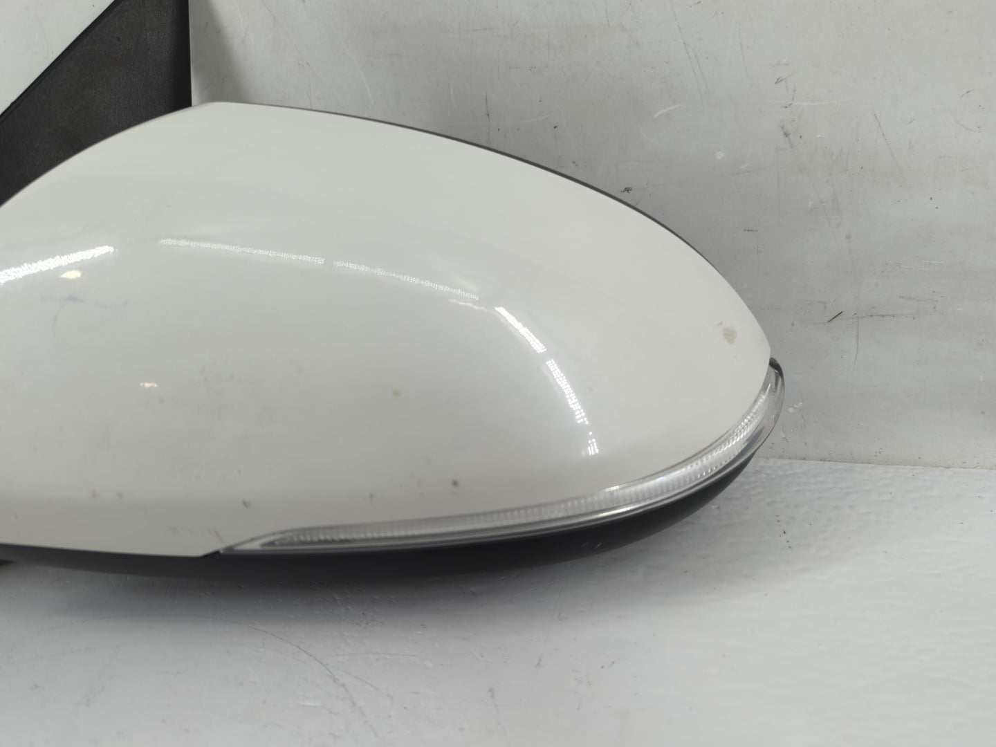 2016-2019 Kia Optima Driver Left Side View Manual Door Mirror White - Oemusedautoparts1.com