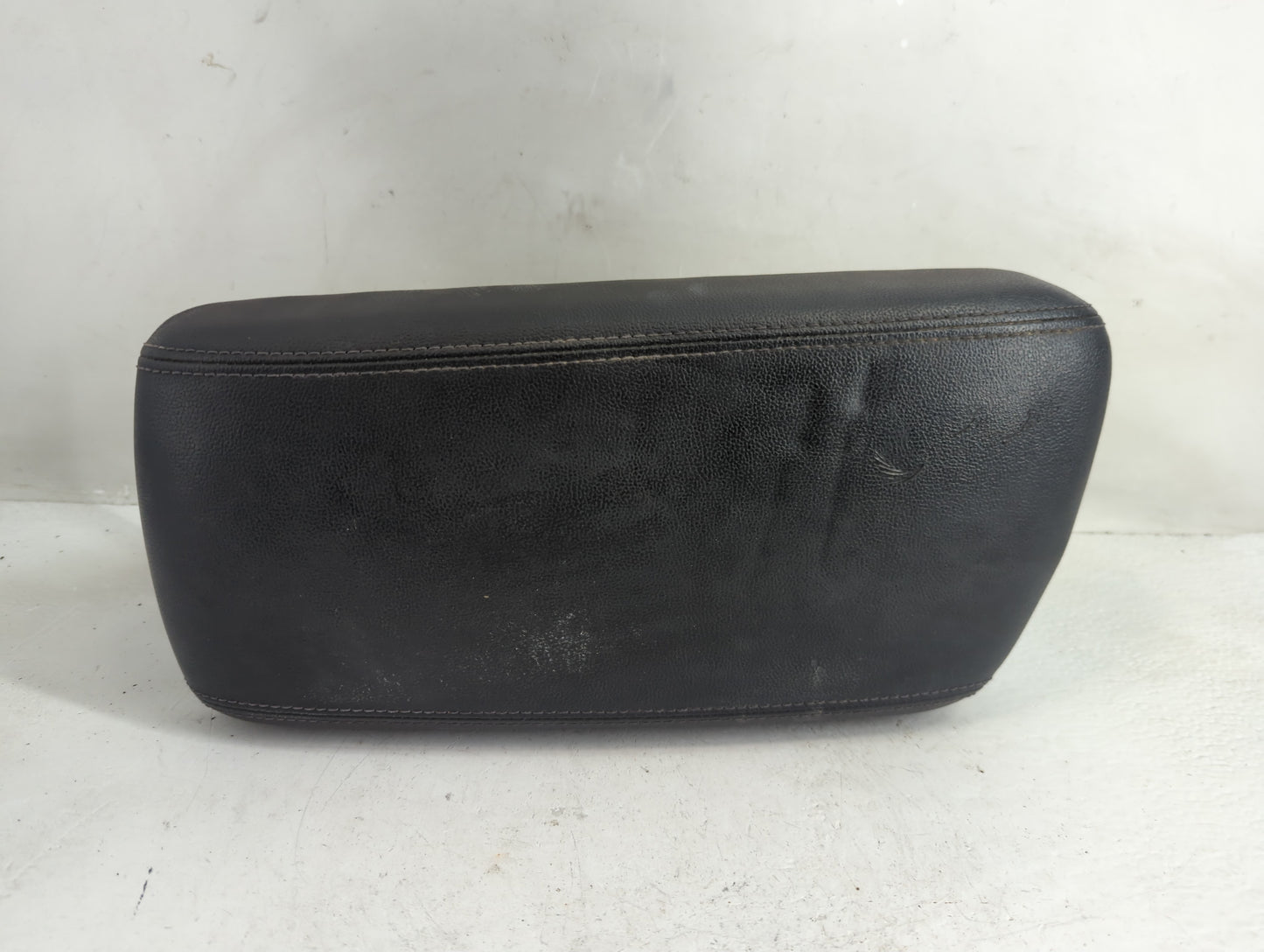 2016 Kia Optima Center Console Armrest Cover Lid Fits OEM Used Auto Parts - Oemusedautoparts1.com