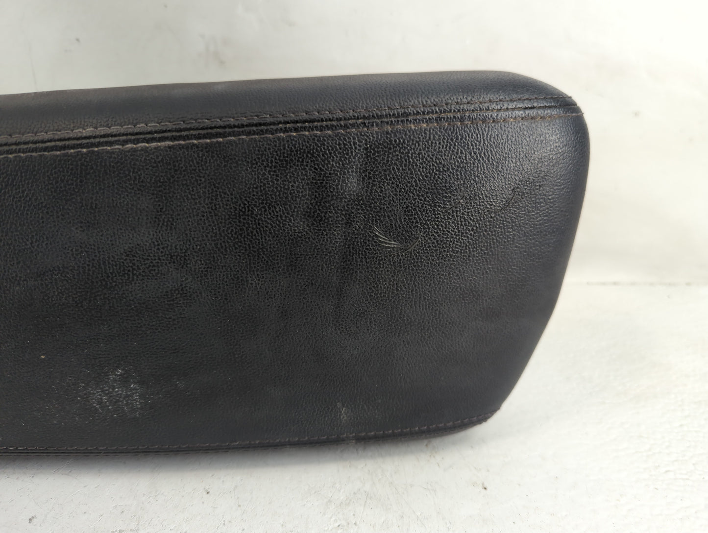 2016 Kia Optima Center Console Armrest Cover Lid Fits OEM Used Auto Parts - Oemusedautoparts1.com