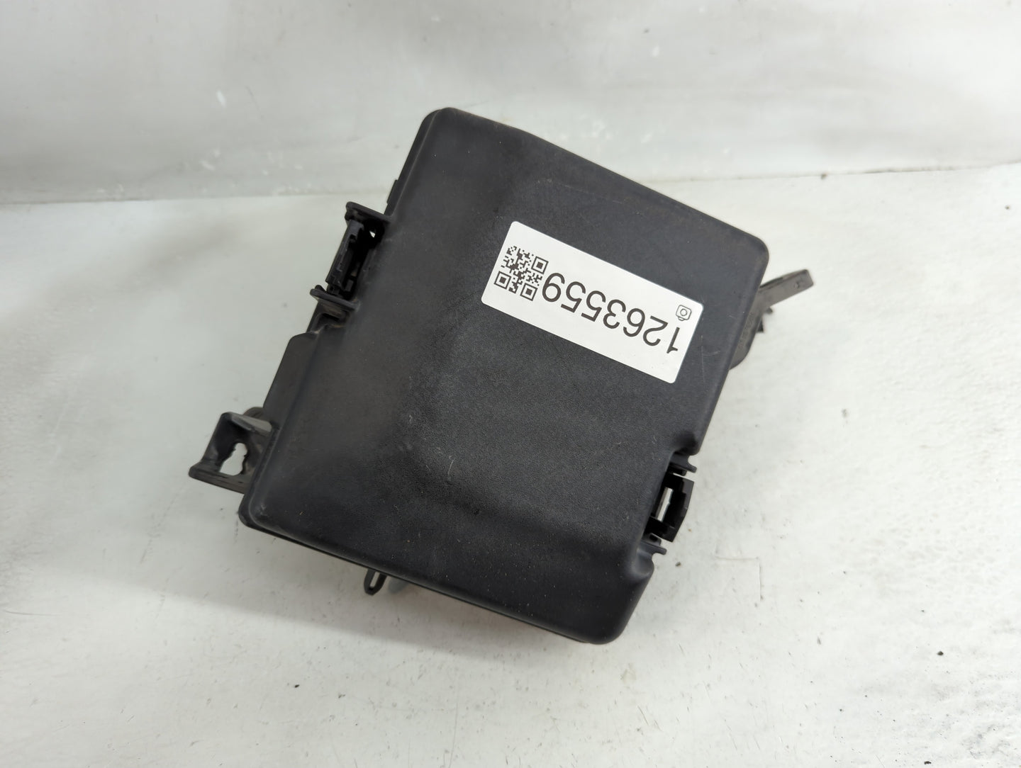 2016-2019 Kia Optima Fusebox Fuse Box Panel Relay Module P/N:91950-D5822 91202D5200JA Fits Fits 2016 2017 2018 2019 OEM Used