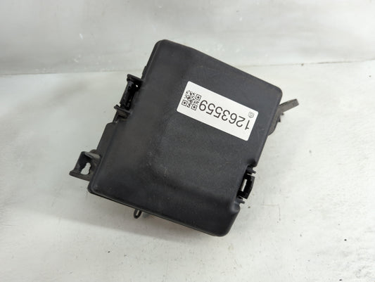 2016-2019 Kia Optima Fusebox Fuse Box Panel Relay Module P/N:91950-D5822 91202D5200JA Fits Fits 2016 2017 2018 2019 OEM Used